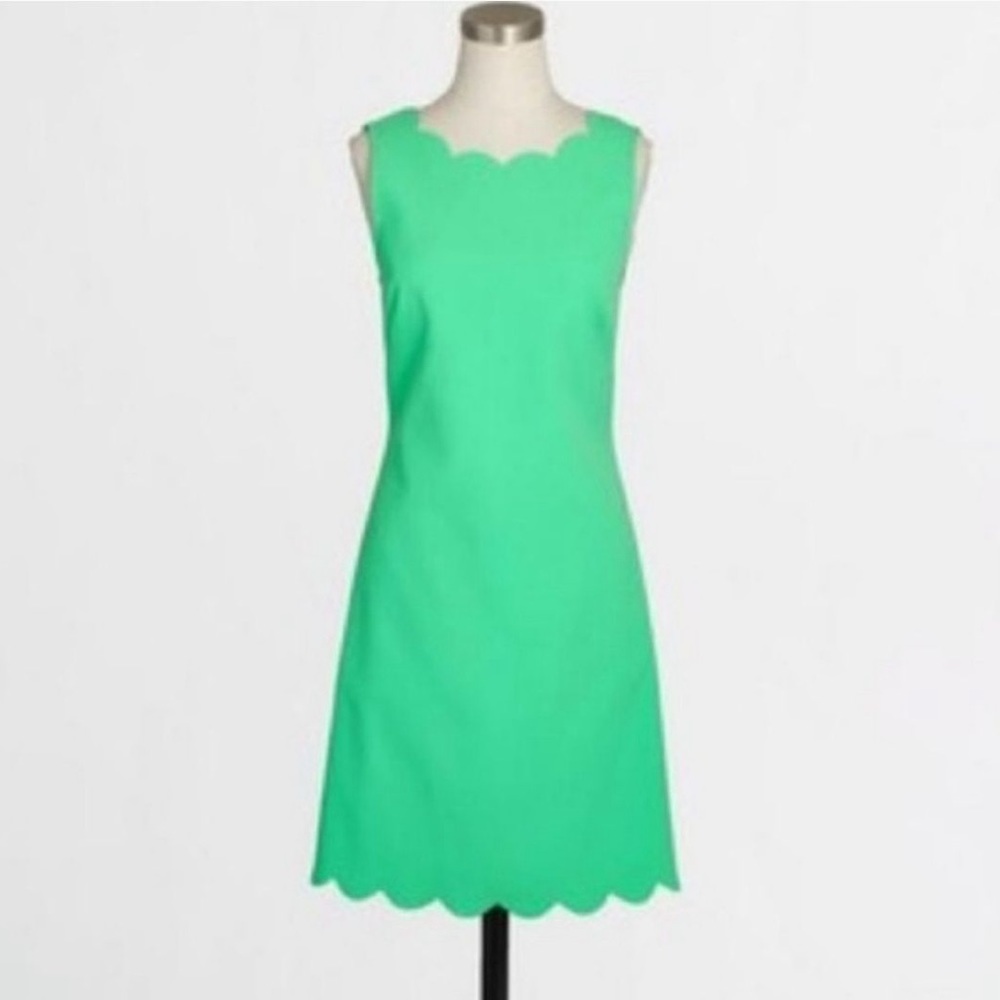 Green Scalloped Trim Dress